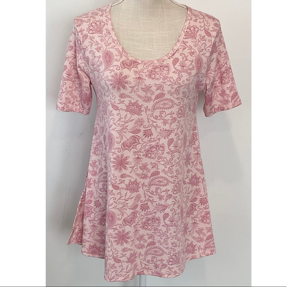 Lularoe Perfect T Shirt - EUC